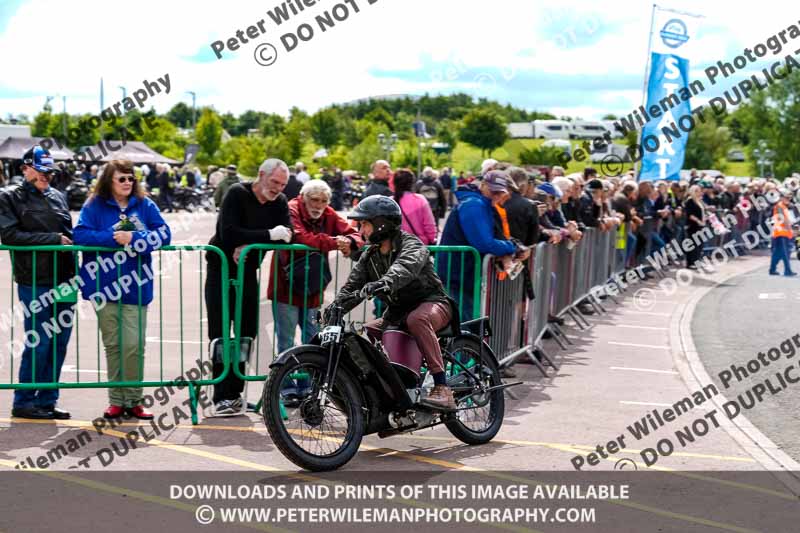 Vintage motorcycle club;eventdigitalimages;no limits trackdays;peter wileman photography;vintage motocycles;vmcc banbury run photographs